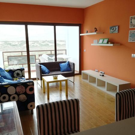 Surfhouse Hostel Famara Teguise  Exteriör bild