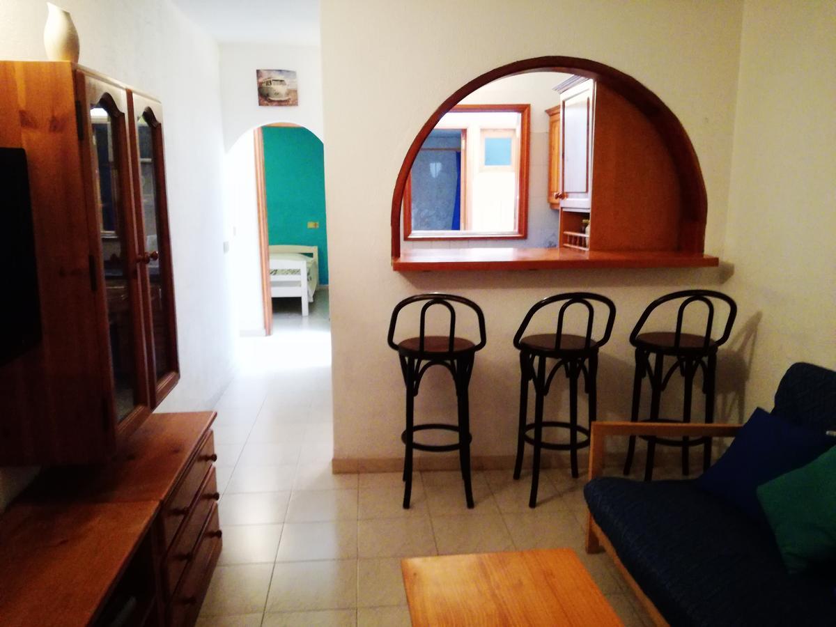 Surfhouse Hostel Famara Teguise  Exteriör bild