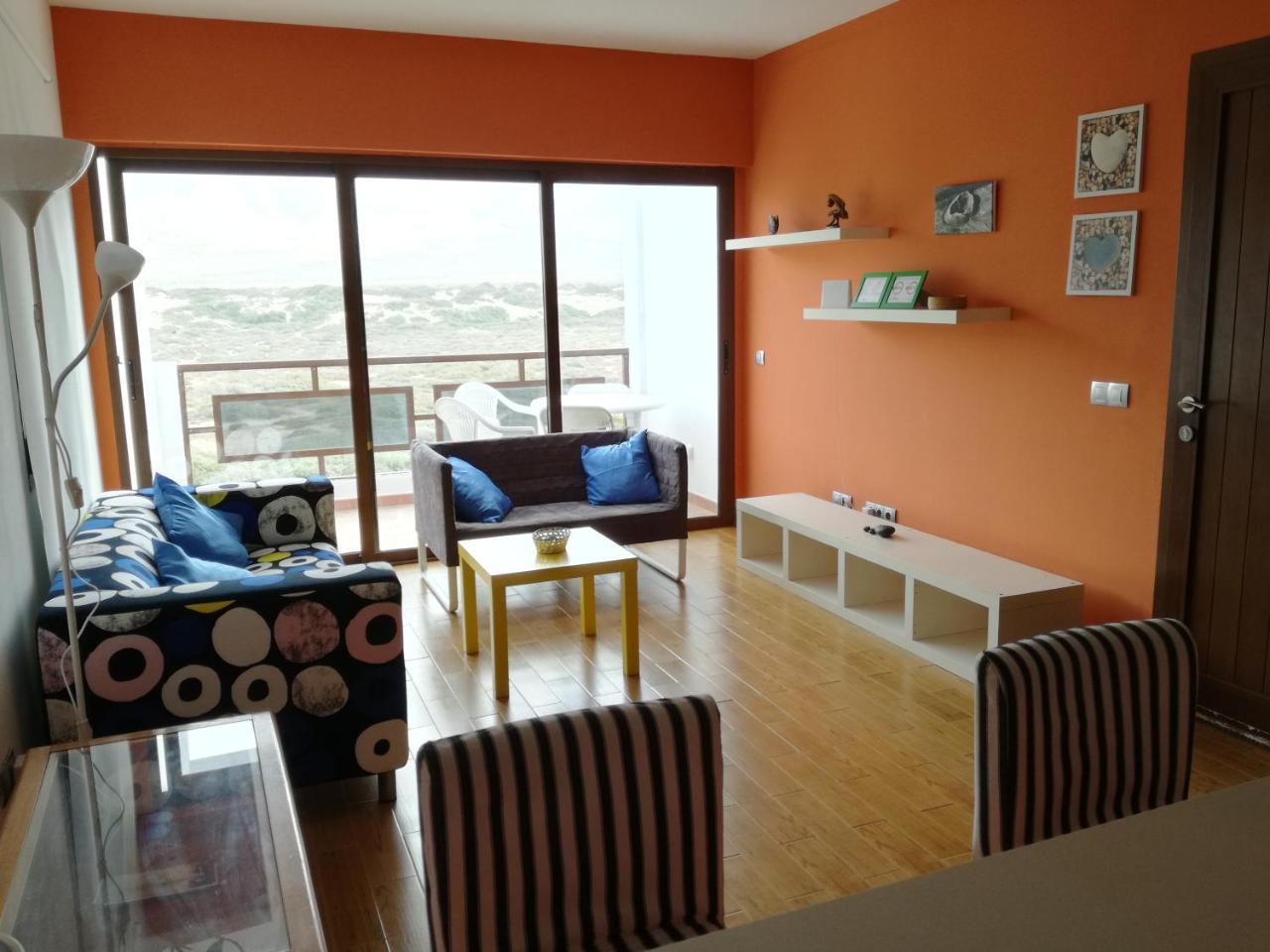 Surfhouse Hostel Famara Teguise  Exteriör bild